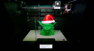 zyyx_3d_printer_review_header_with_christmas_yoda-750x410